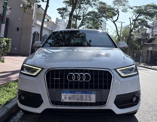 AUDI Q3 2.0 TFSI AMBIENTE QUATTRO 4P GASOLINA S TRONIC